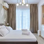 Elite Beachfront By Casa Del Mar Nord * מאמאיה