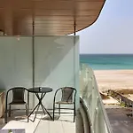 Elite Beachfront By Casa Del Mar Nord דירה