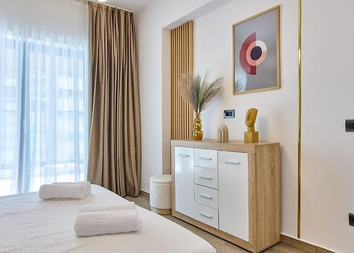 Elite Beachfront By Casa Del Mar Apartman