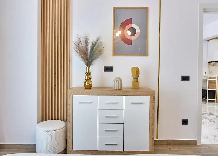 Elite Beachfront By Casa Del Mar *