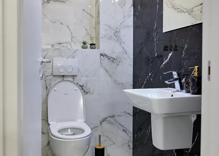 Elite Beachfront By Casa Del Mar *