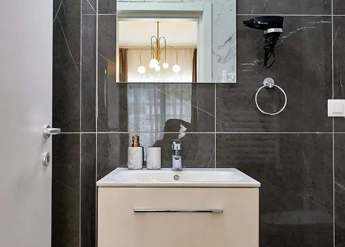 Elite Beachfront By Casa Del Mar *